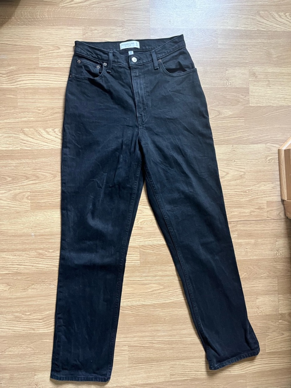 Abercrombie & Fitch Curve Love Ultra High Rise 90s Straight Jean Black - Picture 2 of 13
